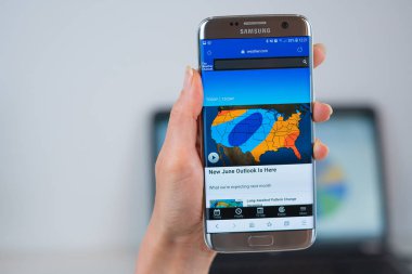 Weather.com web sitesi mobil açıldı 