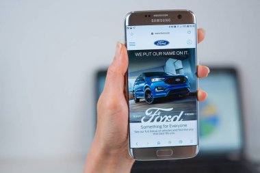 Ford web sitesi cep açıldı 