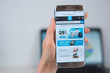 Bodybuilding.com web sitesi mobil açıldı 