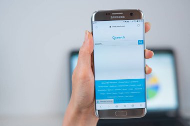 Search.com web sitesi mobil açıldı 