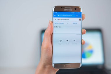 Google Translate web sitesi cep telefonu açıldı 
