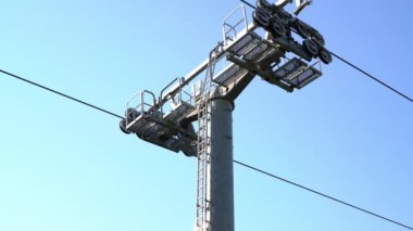 Teleferik istasyonunu destekleyen çelik yapı