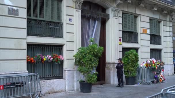 Hoofdkwartier van de politie van Barcelona, Jefatura Superior de Policia — Stockvideo