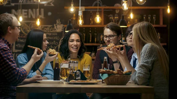 Bar Restaurant Group Diverse Young People Eat Slices Pizza Pie — Stock Photo, Image