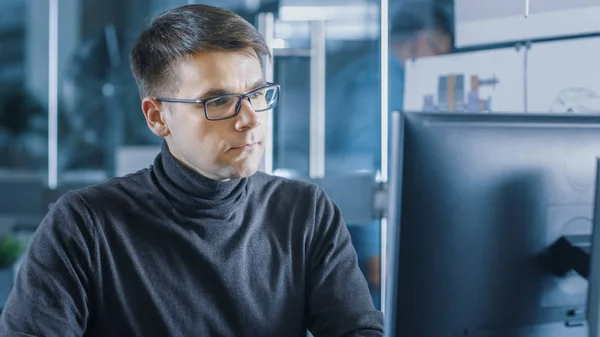 Young Male Industrial Engineer Works Personal Computer Handsome Smart Man — Stock Photo, Image