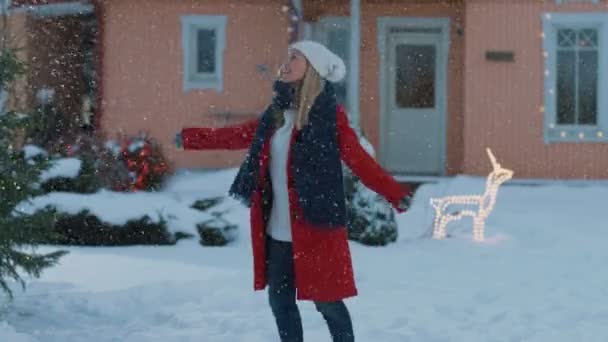 Beautiful Young Smiling Woman Spinning Falling Snow Girl Red Coat — Stock Video