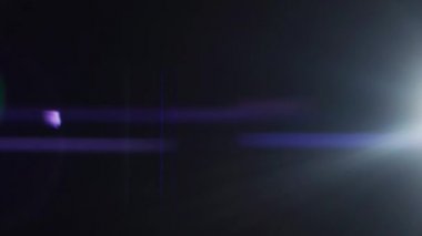 Yan ışık yapar renkli anamorfik yansıma karşısında. Işık geçiş, prizma etkisi, ışık sızıntıları. Gerçek Lens Flare karışım kullanmak kolaydır / yerleşimi modları.