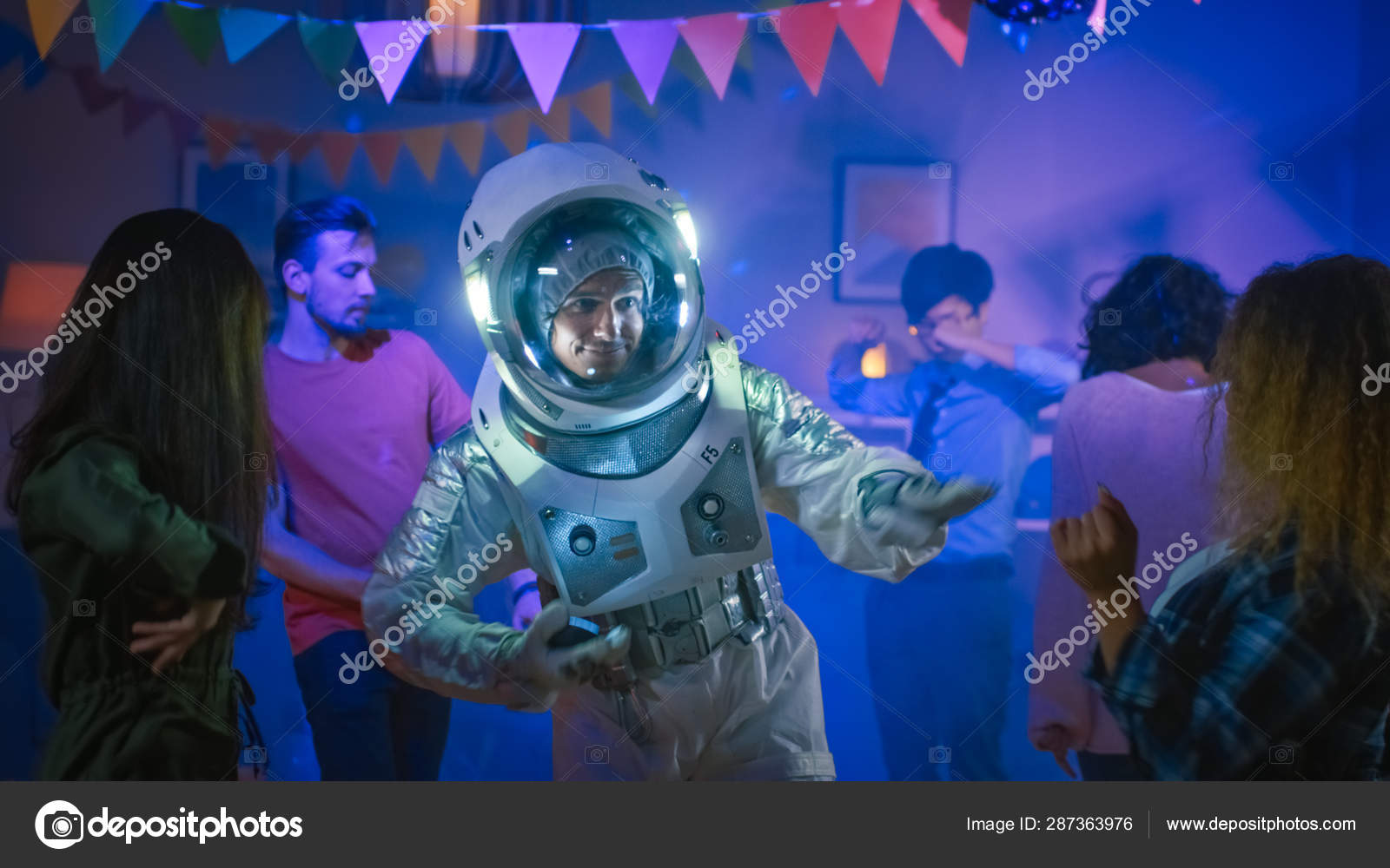 Daredorm Pants Off Dance Off
