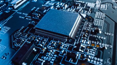 Bir Mikroçipin Makro Çekimi, Yazdırılmış Devre Tahtası Bilgisayar Ana Kart İşlemcisi: Elektronik Aygıtın İçinde, Süper Bilgisayar Parçaları.