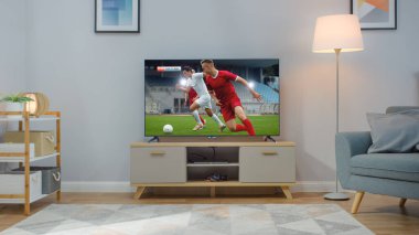 Futbol Maçı 'yla televizyon çekimi. Evdeki Işıklar ve Sandalyeyle Parlak Oturma Odası.