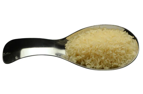 Nyers csiszolt rizs kanalakban, elszigetelt háttér felülnézetben. — Stock Fotó