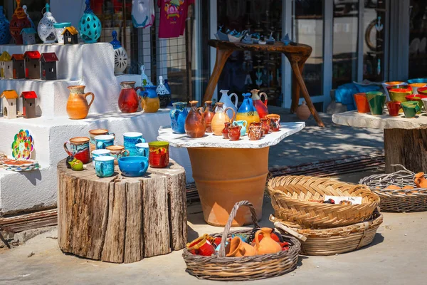 Kleurrijke Keramische Ambachtelijke Producten Gemaakt Kreta Eiland — Stockfoto