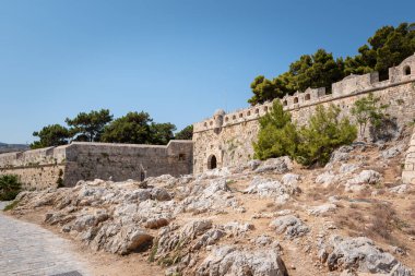 Eski Yunanistan Crete adada Rethymnon town yakınındaki kale Harabeleri 