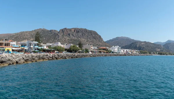 クレタ ギリシャ 2018 島の南部に位置する巨大な石をパライオチョラ町の海岸線 — ストック写真