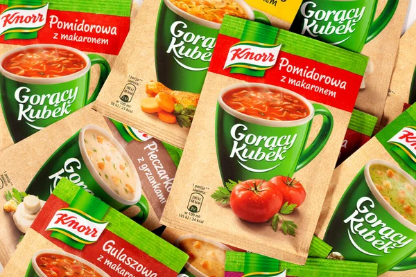 Zupa Knorr Instant Polskie Paczki Dużo Szybkiej Zupy Goracy Kubek — Zdjęcie stockowe