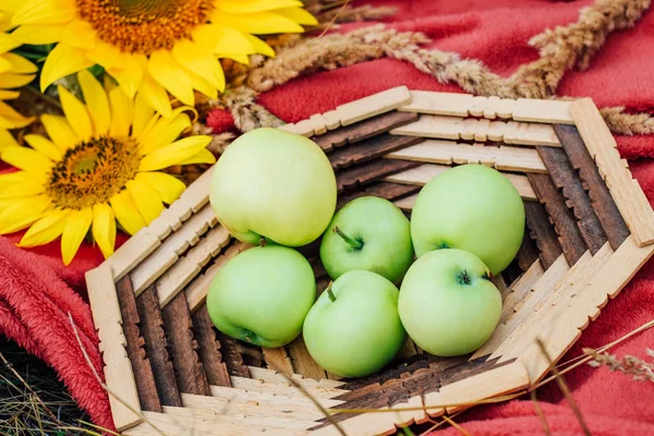 Still Life Sunflowers Green Apples Basket Close — Stock Photo, Image