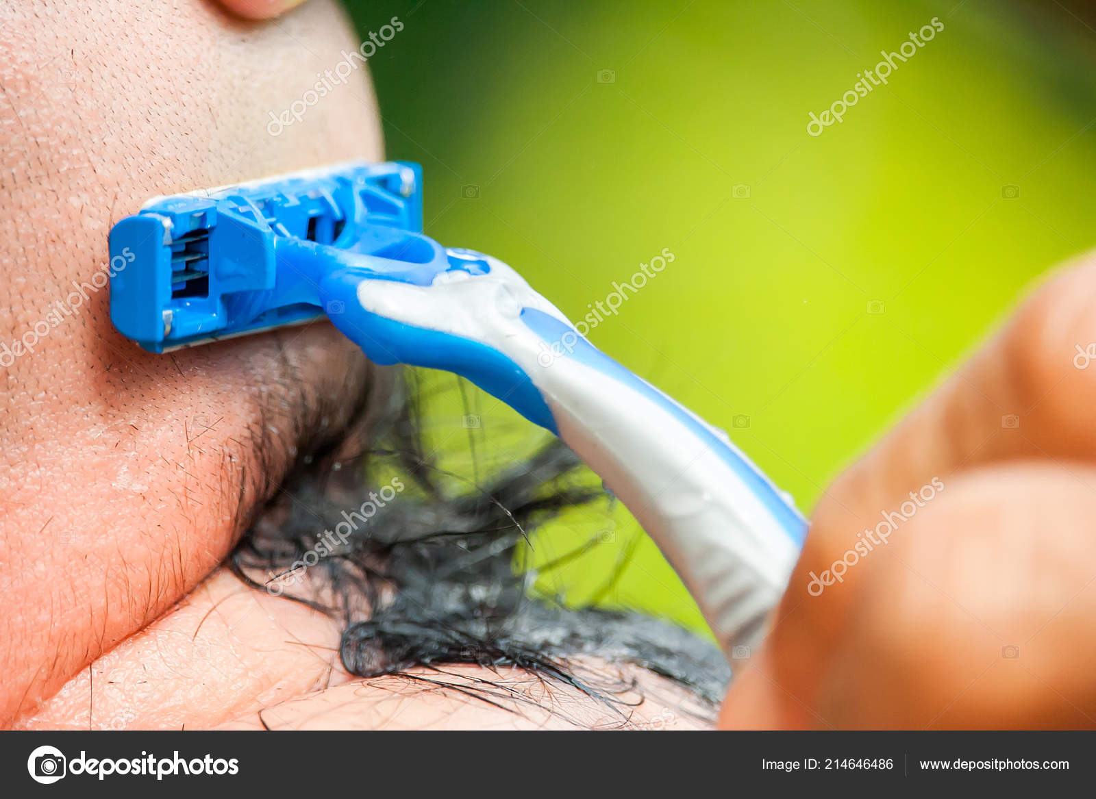girl shaving razor