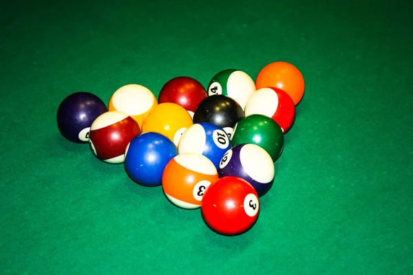 Billiard balls on the green table — Stock Photo, Image