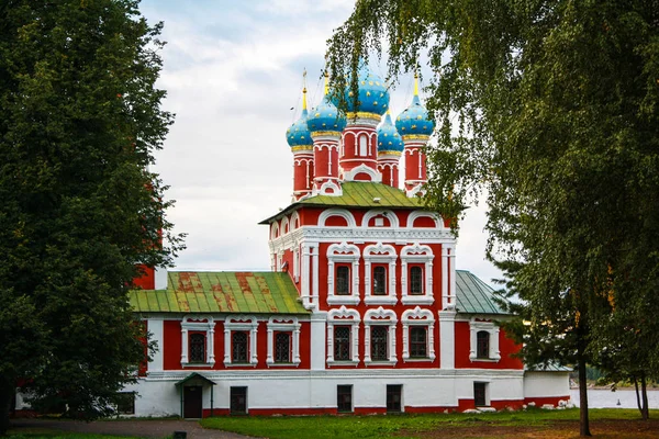 Christian Church in the spruce forest — Stock Photo, Image