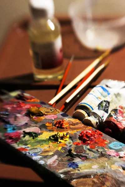 Items to paint with oil paints — Stock Photo, Image