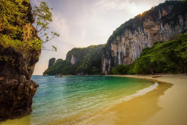 Stranden på Koh Hong ön i Thailand — Stockfoto