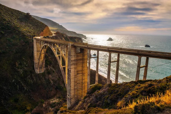 Bixby-híd és a Pacific Coast Highway — Stock Fotó