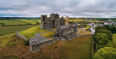 Cashel Rock İrlanda hava Panoraması