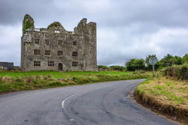 Ruines du château de Leamaneh en Irlande — Photo