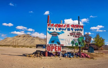 E-T- Fresh Jerky store located on the Extraterrestrial Highway clipart