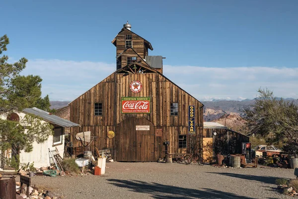 Old barn in Nelson ghost town in the El Dorado Canyon near Las Vegas, Nevada — Stock Photo, Image
