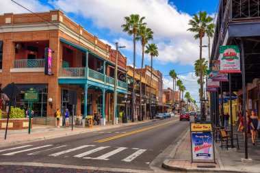 Tampa Körfezi, Florida 'da 7. Cadde, Ybor City' de.