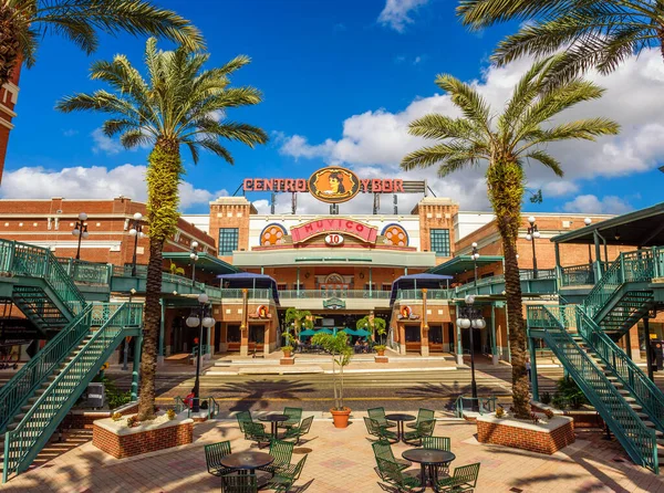 Centro Ybor Shopping Center em Tampa, Flórida — Fotografia de Stock