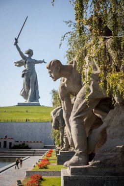 Volgograd, Rusya, 22 Eylül 2020. Mamaev Kurgan. Anavatan Anıtı. Tarihi anıt.
