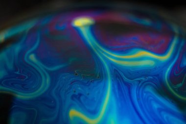 Baloncuk. Yakın çekim sabun kalıpları. Makro fotoğraf.