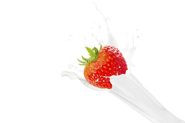 Erdbeere Und Milch Mit Spritzern Auf Weißem Hintergrund — Stockfoto