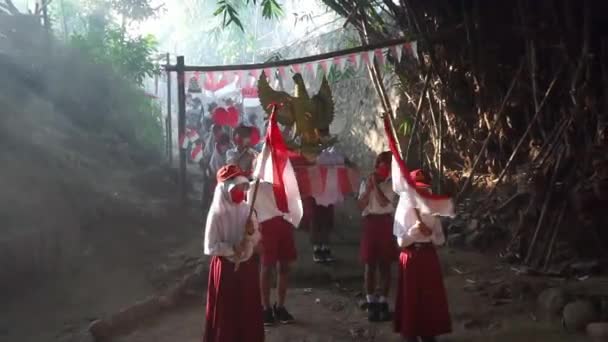Augustus 2020 Yogyakarta Indonesië Indonesische Studentencarnaval Voor Indonesië Onafhankelijkheidsdag Garuda — Stockvideo