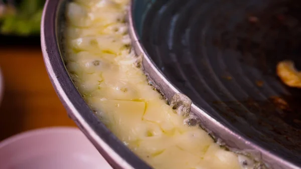 Сыр Моцарелла Приготовленный Гриле — стоковое фото