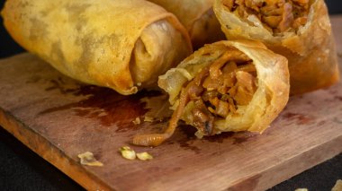 Endonezya dürümleri, Endonezya mutfağı, Lumpia Semarang veya Lunpia,