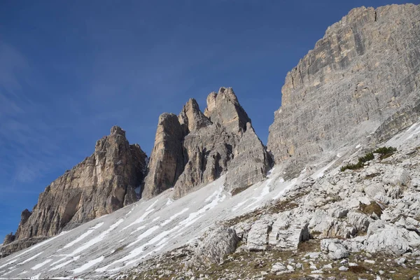 Три Вершины Лаваредо Tre Cime Lavaredo Гора Доломиты Юнеско Объект — стоковое фото