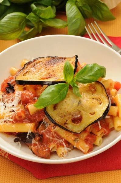 Maccheroncini Alla Norma Massa Típica Siciliana Sicília Itália Europa — Fotografia de Stock