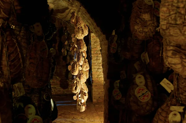 Ancienne Cave Culatello Assaisonné Antica Corte Pallavicina Relais Polesine Parmense — Photo