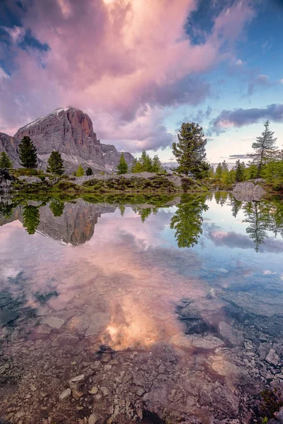 Tofana Rozes Reflected Alpine Lake Limedes Falzarego Pass Dolomites Veneto — Stock Photo, Image
