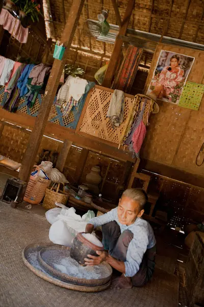 População Local Phwaso Village Bagan Myanmar Birmânia Sudeste Asiático — Fotografia de Stock