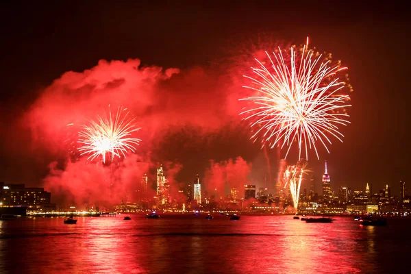 July 4Th Independence Day Fireworks Show Skyline Hudson River — Stock Photo, Image