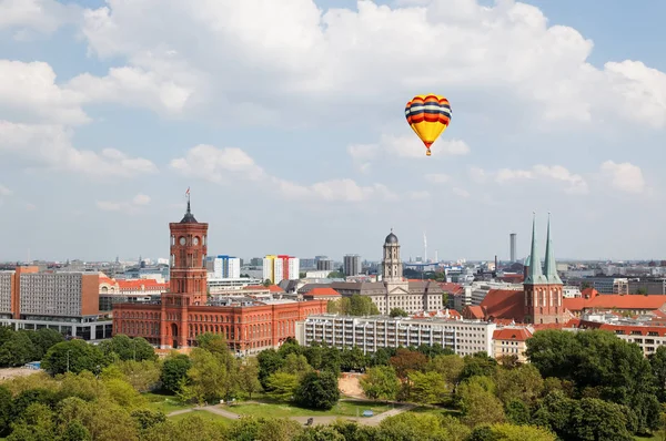 从顶部的柏林柏林市中心的鸟瞰图做 — 图库照片