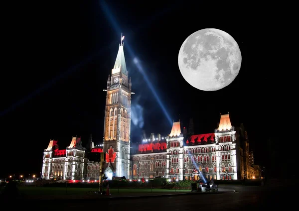 Spettacolo Luci Sulla Casa Del Parlamento Canadese Super Luna — Foto Stock