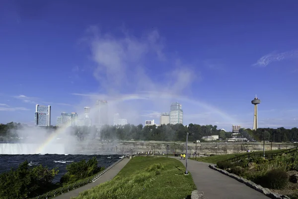 Turisté Zobrazit Niagarské Vodopády Americké Strany — Stock fotografie