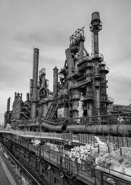 鉄鋼工場と錆びて 年齢とともに変色はベツレヘム でまだ立っています ロイヤリティフリーのストック写真