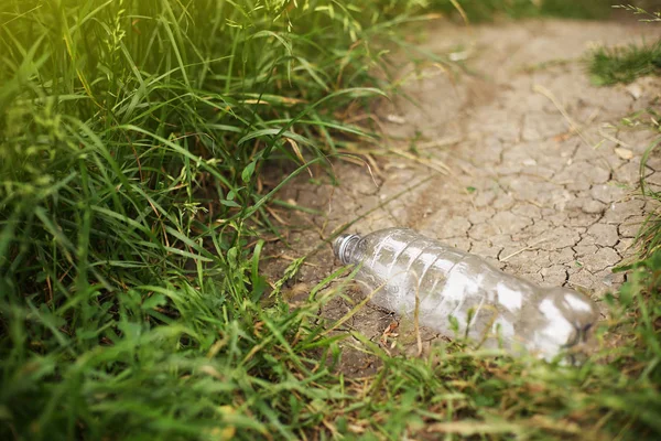 İnsanların ekoloji üzerindeki olumsuz etkisi.