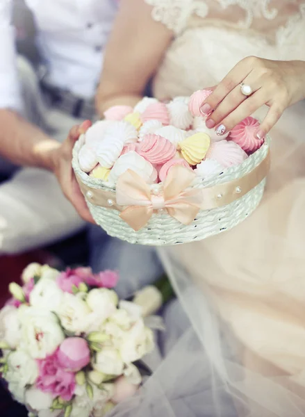 Marshmallow ve tatlı Düğün sabahı iki